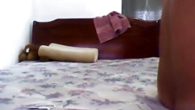 घर इंडियाsex के बाहर स्ट्रिपटीज़ और योनी उंगलियों