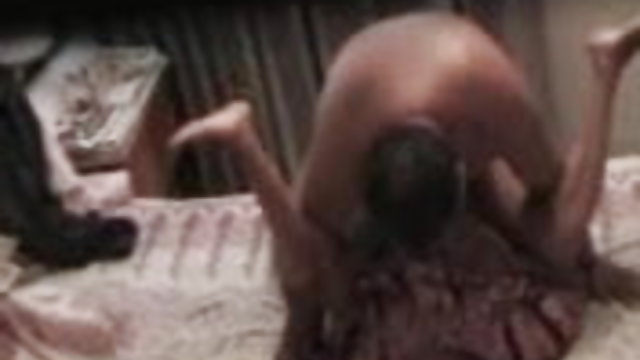 लिली प्यार xx वीडियो प्लेयर के रूप में एक मिठाई सेक्स उपहार