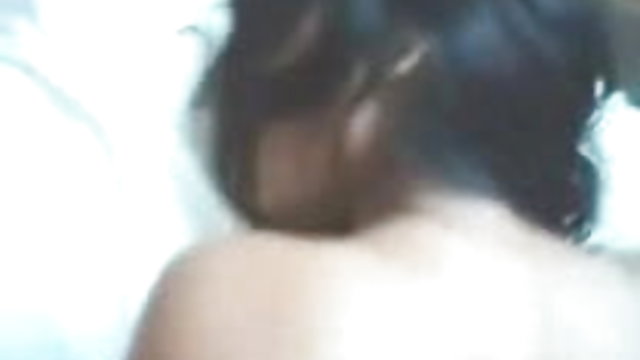 गोल-मटोल अश्वेतों के साथ प्राकृतिक xsex वीडियो स्तन झटके के योनी