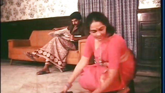 ट्रेज को यातना तहखाने में आदमी लिया सेक्स वीडियो अमेरिका जाता है