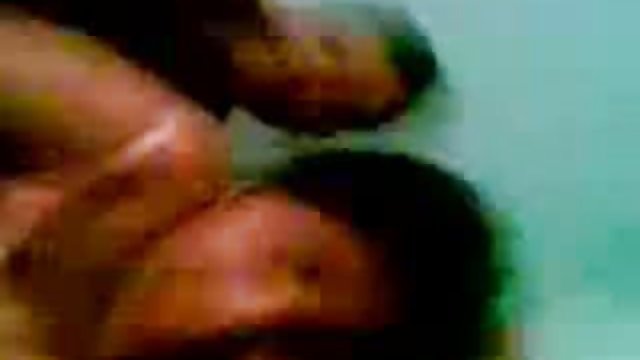 सींग का बना हुआ सेक्सी वीडियो क्लिप जोड़ा पर सहज मुख-मैथुन
