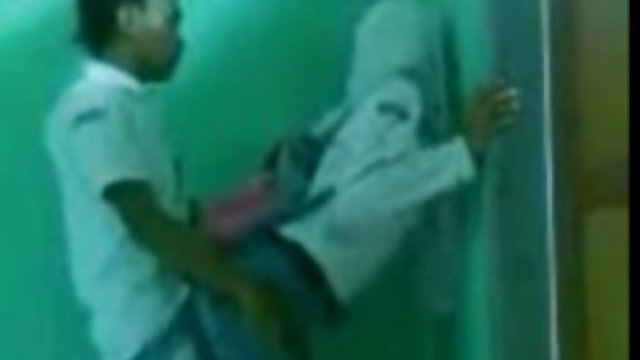 गर्म बेब पूरी भावना सेक्सी वीडियो वीडियो गड़बड़
