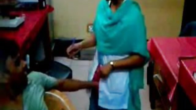 दो अखरोट के साथ द्वि वेश्या होने सेक्स वीडियो अमेरिका मुह में सेक्स के साथ एक आदमी