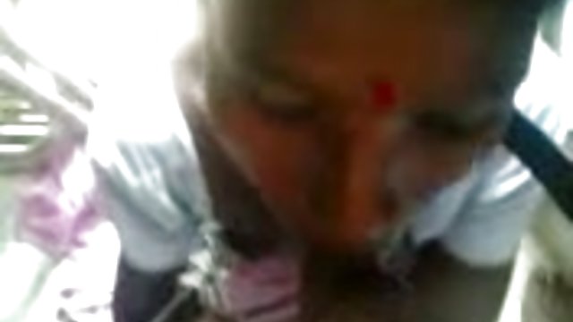 पर के साहूकार, लड़की डालता है उसके योनी सेक्सी व्हीडिओ में