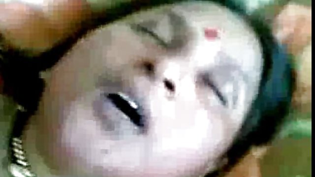 विदेशी ट्रिपल सेक्स वीडियो जोड़ा कमबख्त बेहिचक पर के समुद्र तट