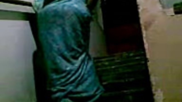 ब्रिटनी शेयरों आदमी के साथ हे सेक्सी वीडियो रियो
