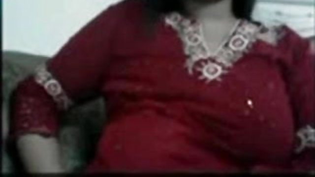 फूहड़ सेक्सी वीडियो सेक्स भयंकर चुदाई गड़बड़ में गर्दन और गांड
