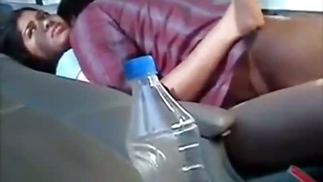 हंटर लोला की रसदार बिल्ली वीडियो फिल्म sex पर गिर जाता है
